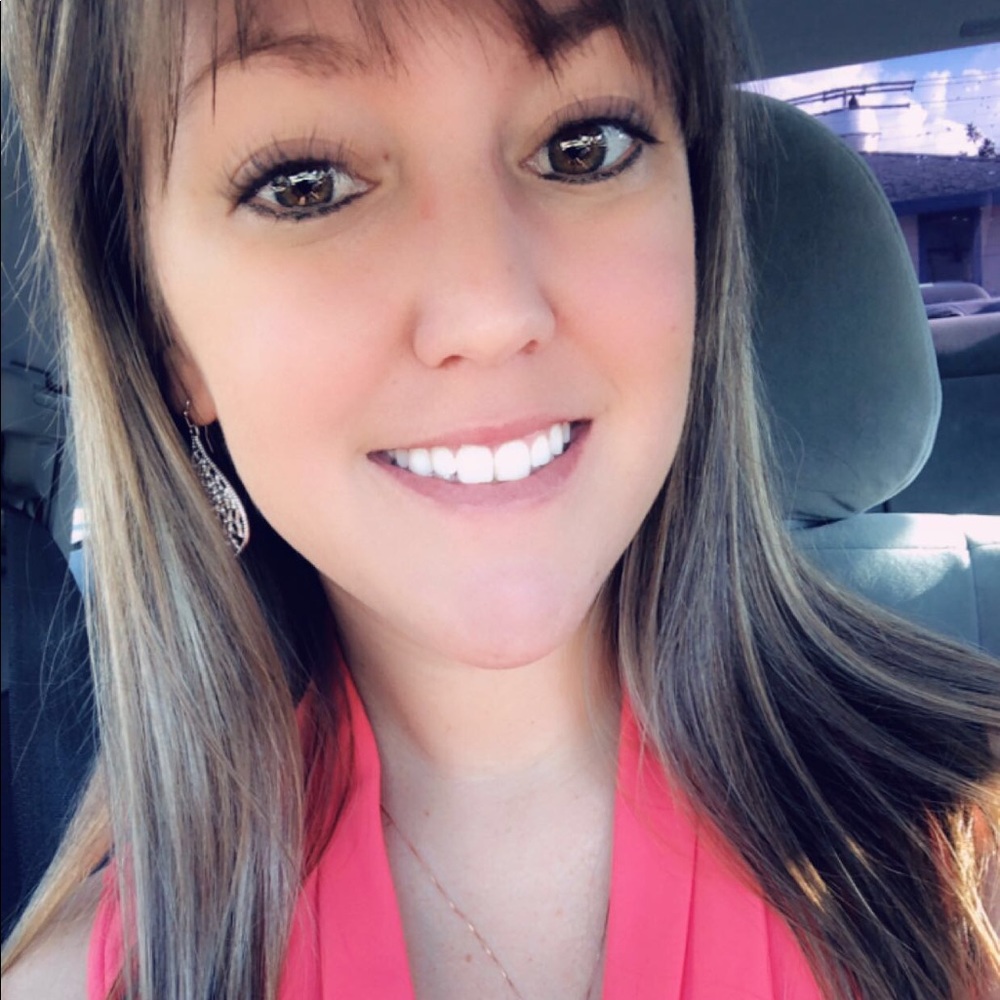 Meet your Posher, Ashley